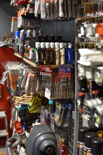 MAJSTER BUT Poznań Centrum DORABIANIE KLUCZY Szewc ZEGARMISTRZ Naprawa obuwia